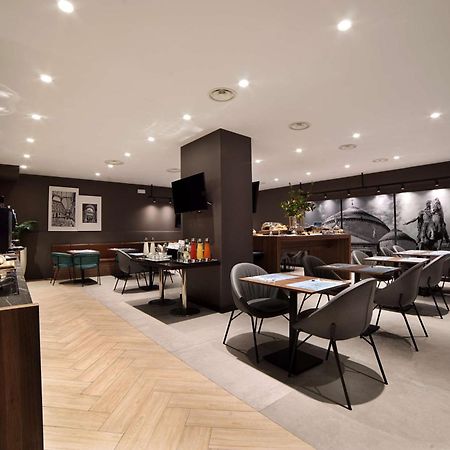 Radisson Hotel Nola Naples Dış mekan fotoğraf